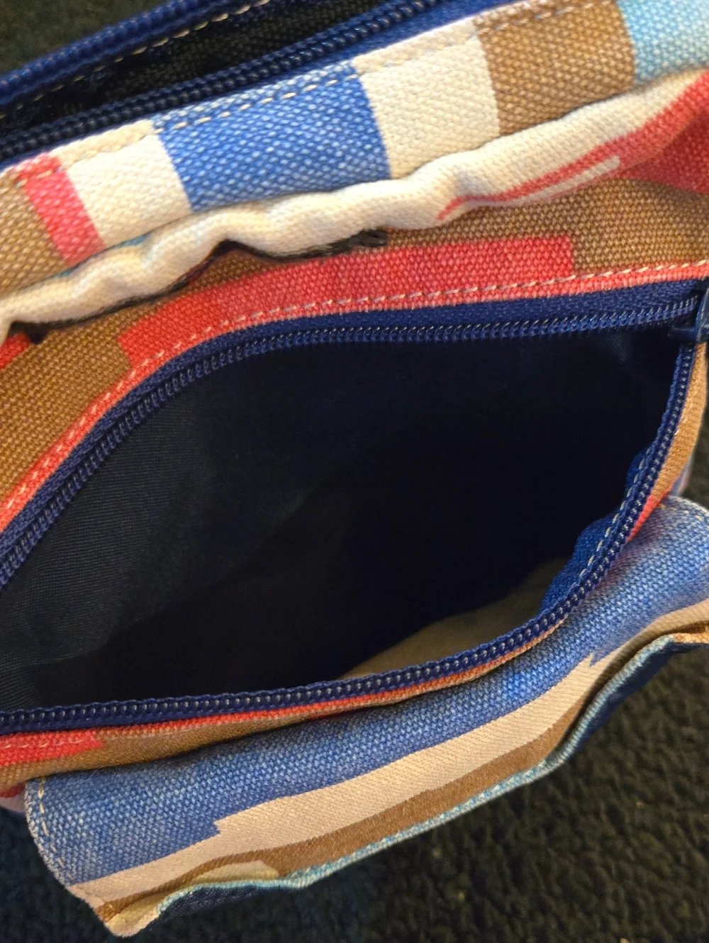 Kavu Crossbody Bag
